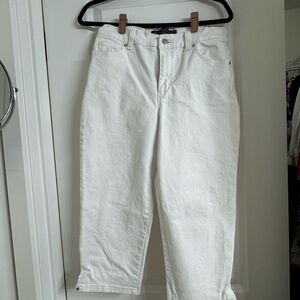 Gloria Vanderbilt Amanda 2.0 High Rise Slim Leg Short Jeans Size 8
